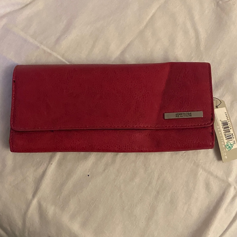 Kenneth Cole Reaction Red Women's Wallet